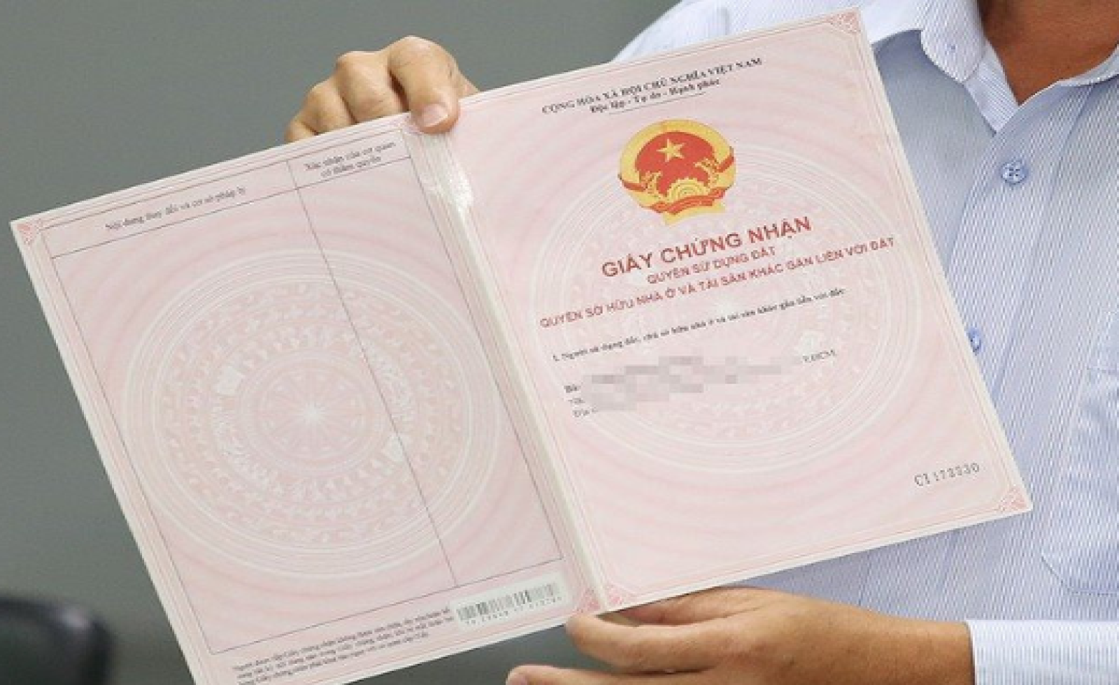 4 trường hợp không được sang tên sổ đỏ sổ hồng, nhà đầu tư cần chú ý khi “xuống tiền” mua nhà đất