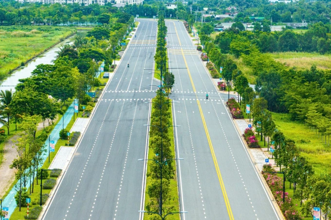 Hạ tầng tại khu T&acirc;y TP HCM. Ảnh: Nam Long