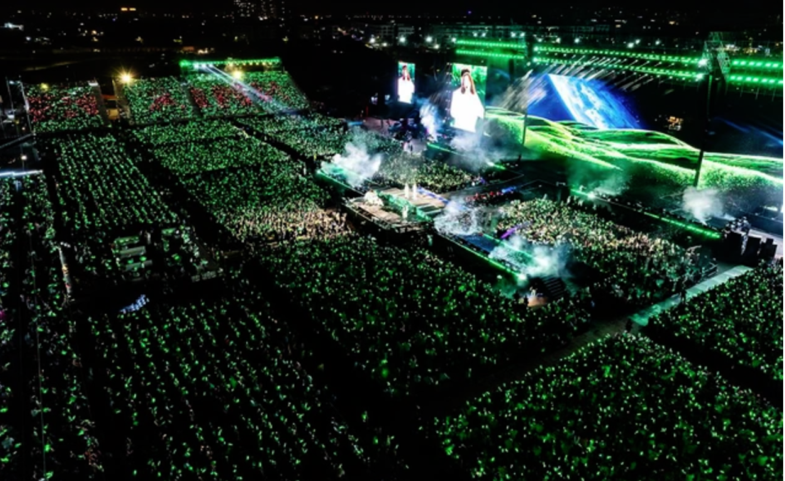 Bất động sản thăng hạng tại “thành phố vạn lễ hội” Van Phuc City