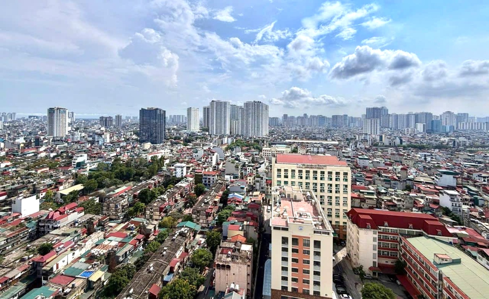 Bất động sản vào chu kỳ tái cấu trúc, dòng tiền rời bỏ kiểu đầu tư "mua chờ tăng giá"