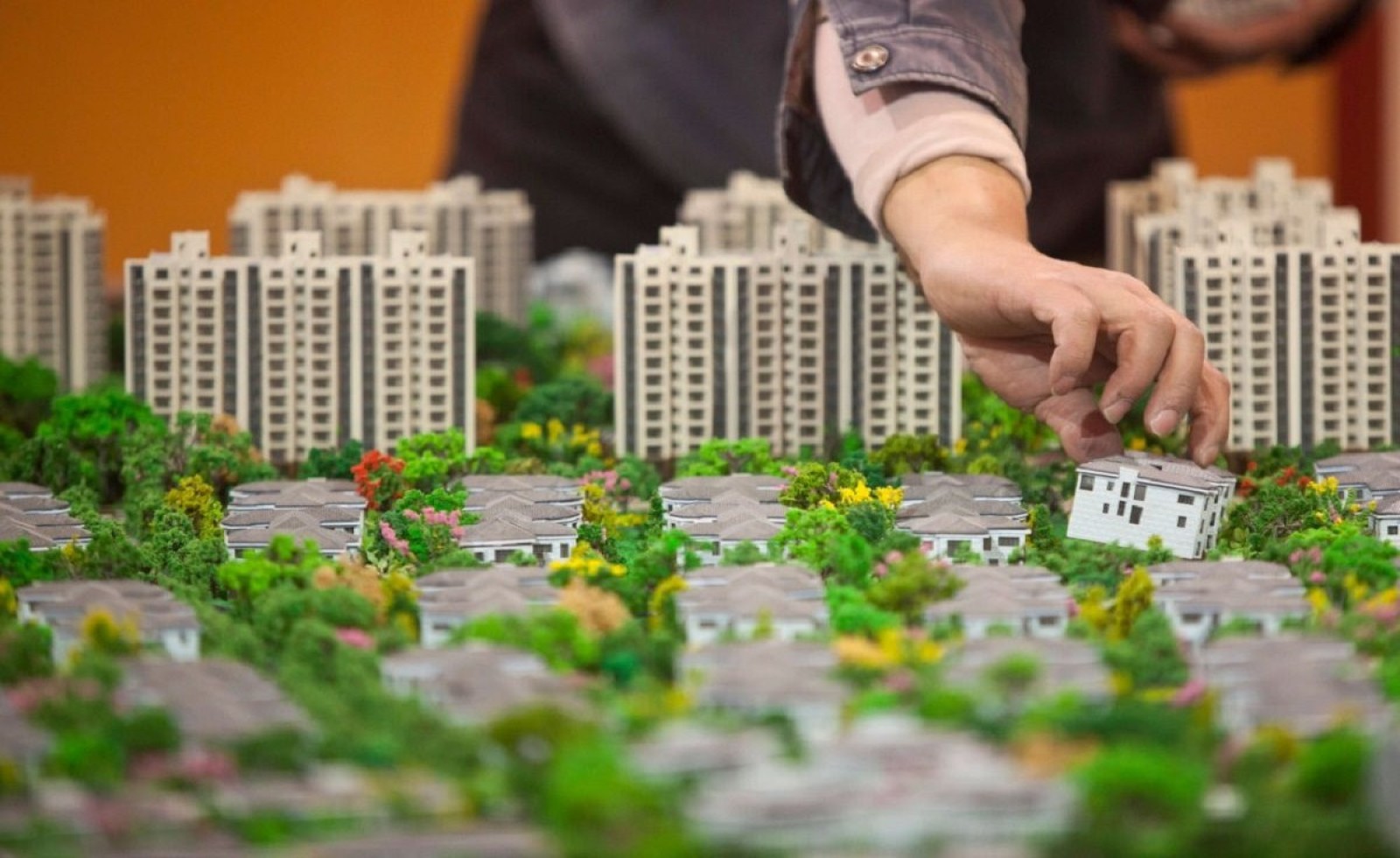 Bộ trưởng Bộ Xây dựng: Không để luật kiến trúc chồng lấn luật quy hoạch, xây dựng