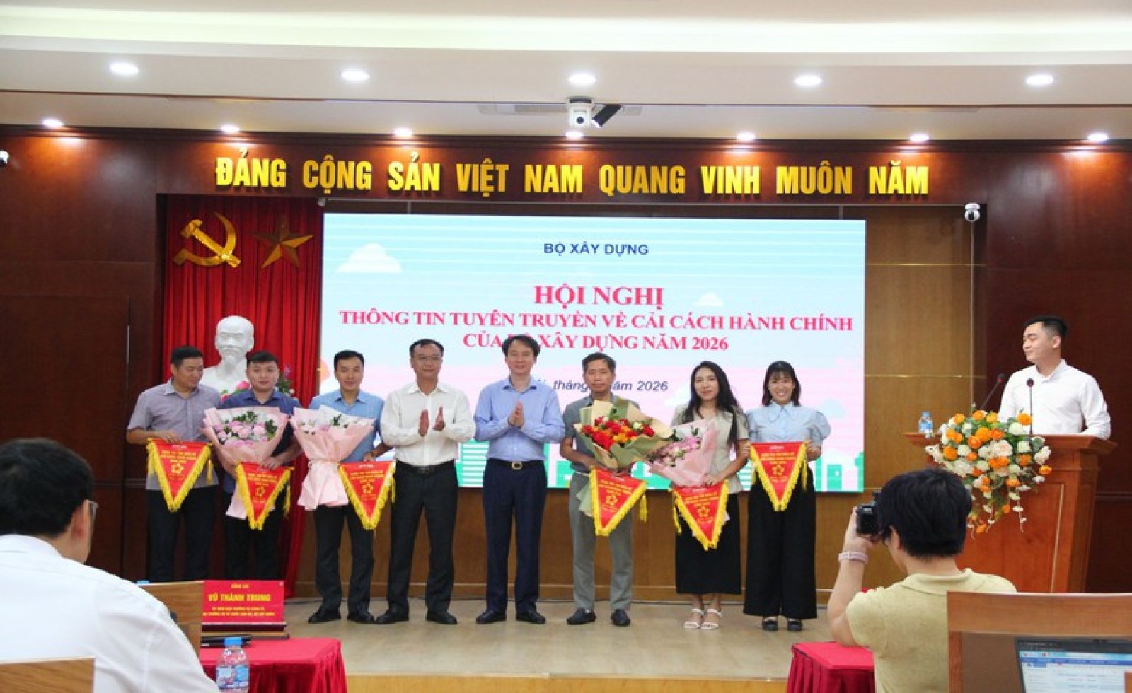 Bộ Xây dựng đẩy mạnh cải cách hành chính, nâng cao chất lượng phục vụ