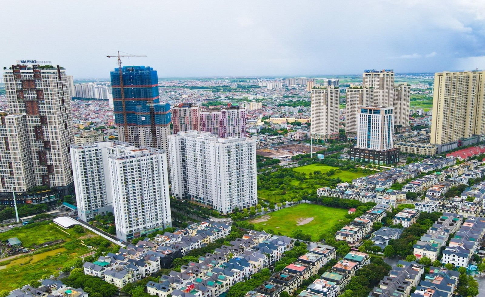 Cầm 4 tỷ mua căn hộ: Yếu tố đầu tiên không thể bỏ qua để né rủi ro