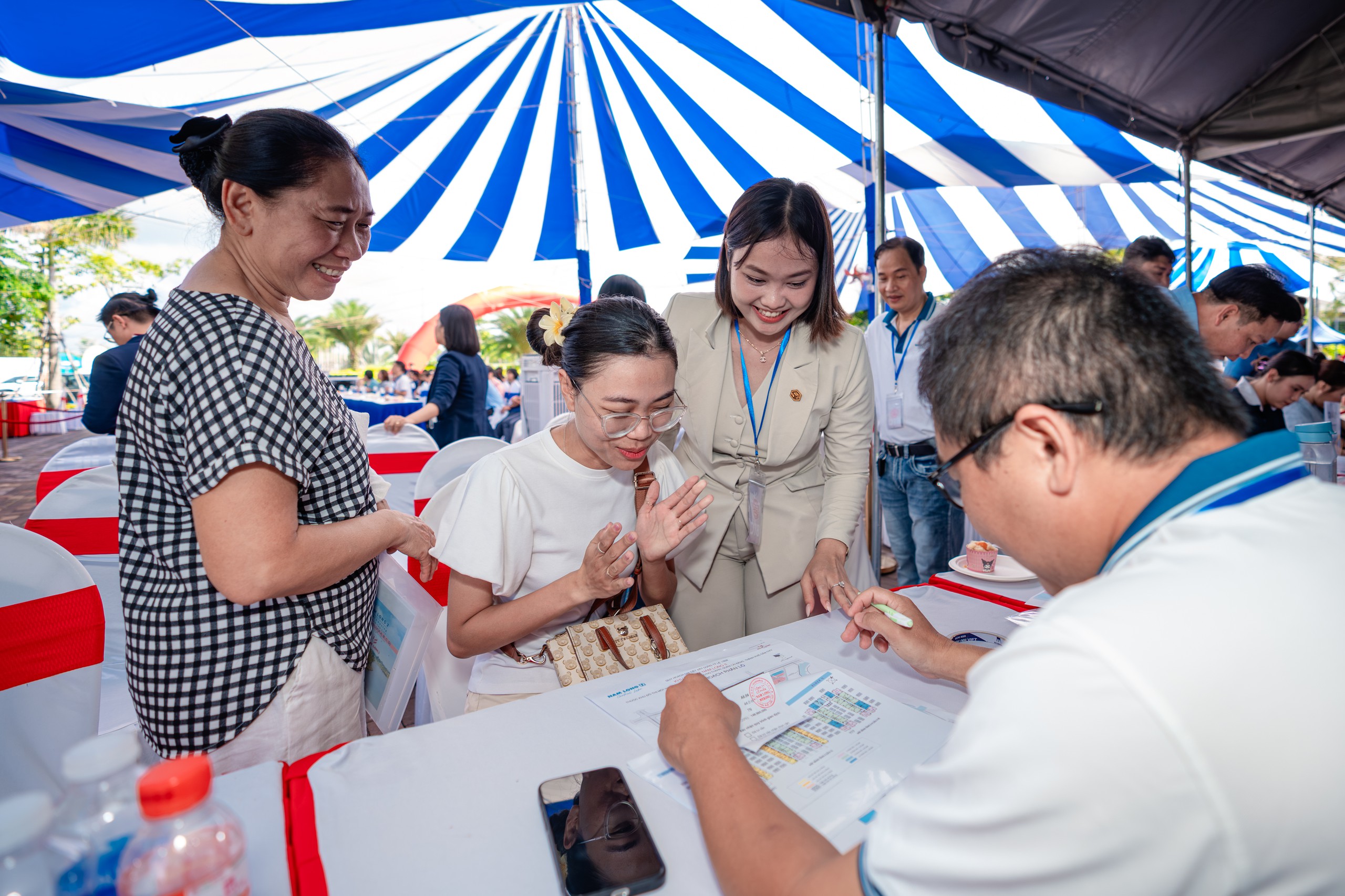 Cần Thơ đưa hơn 1.600 căn hộ, nhà ở hình thành trong tương lai vào kinh doanh