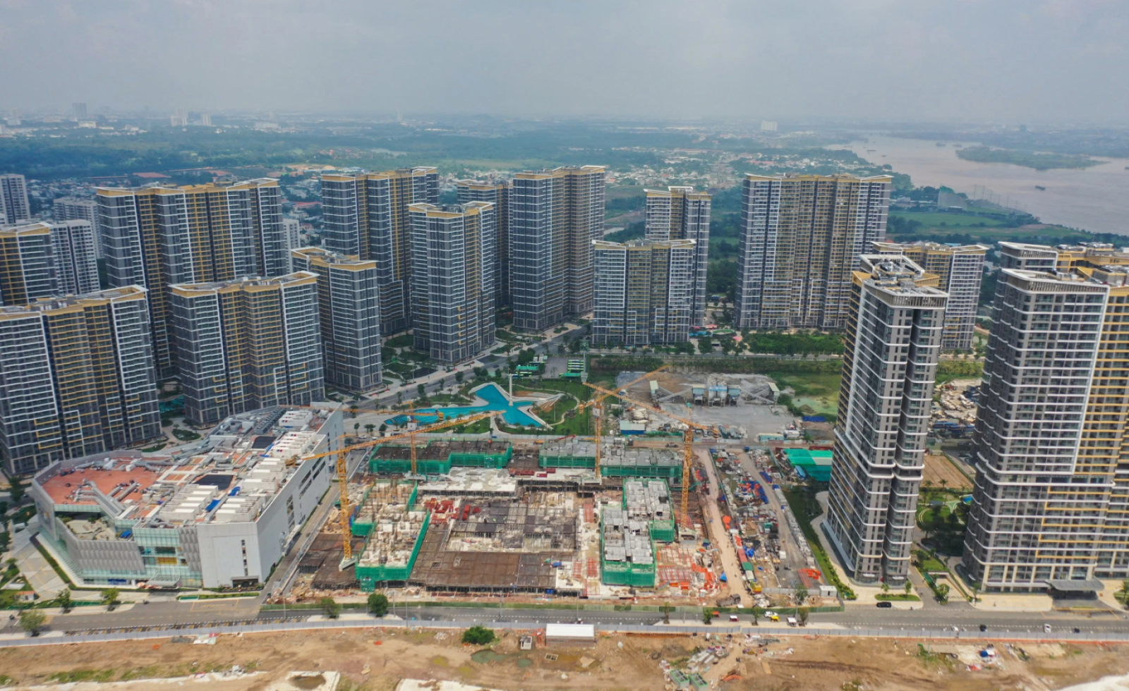 Chật vật trả nợ vay mua nhà