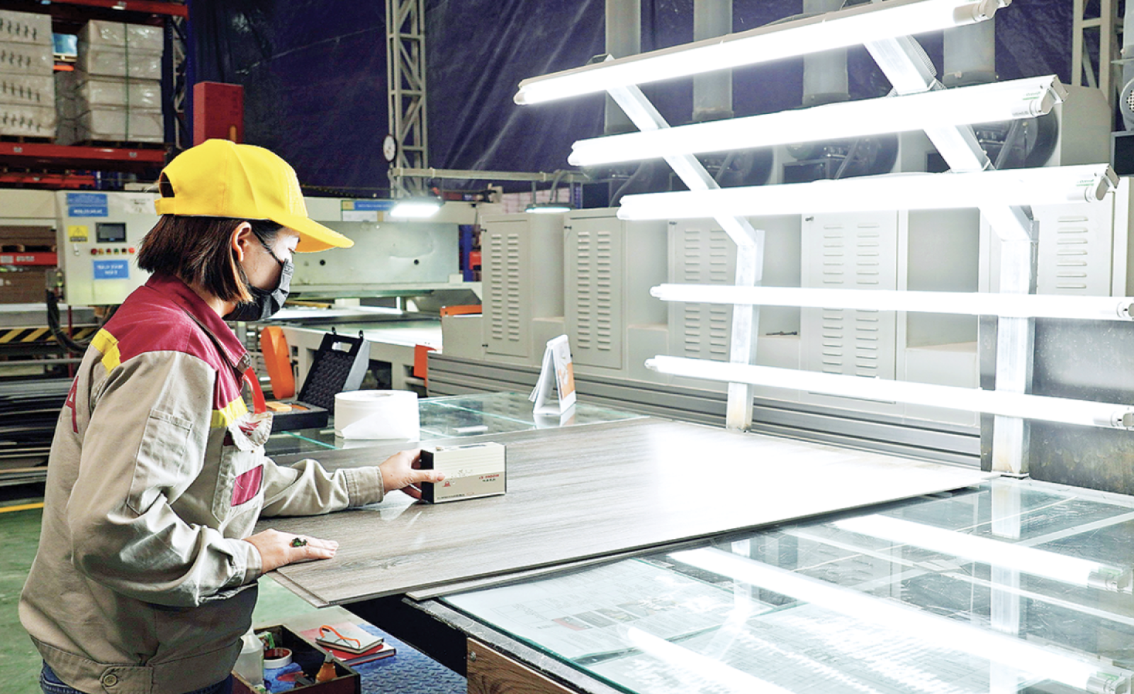 Chính phủ yêu cầu tăng hiệu quả điều hành, bình ổn thị trường vật liệu xây dựng