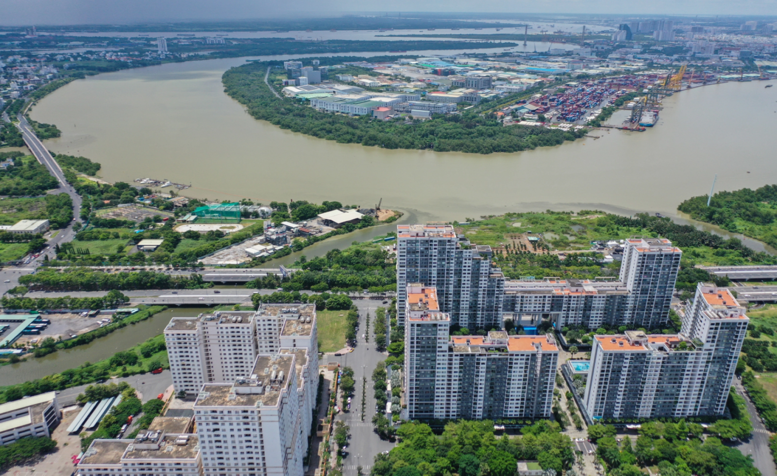 Chung cư TP HCM tiếp tục tăng giá