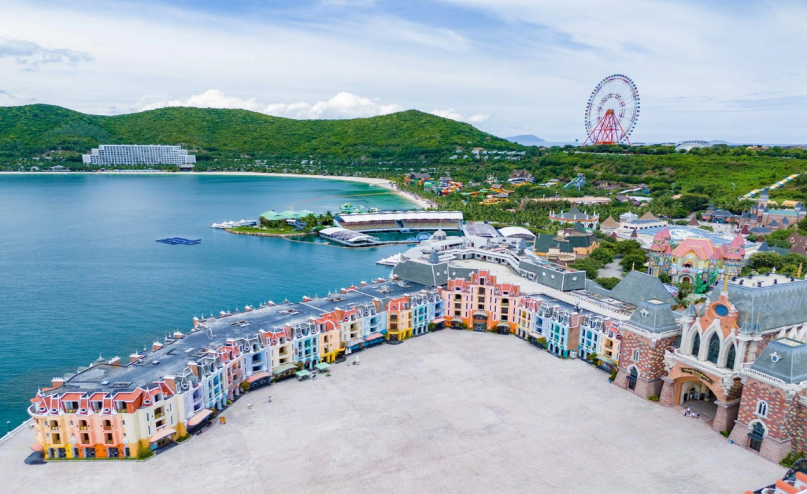 Chuỗi nghỉ dưỡng của ông Phạm Nhật Vượng đặt mục tiêu thu 44 tỷ đồng mỗi ngày