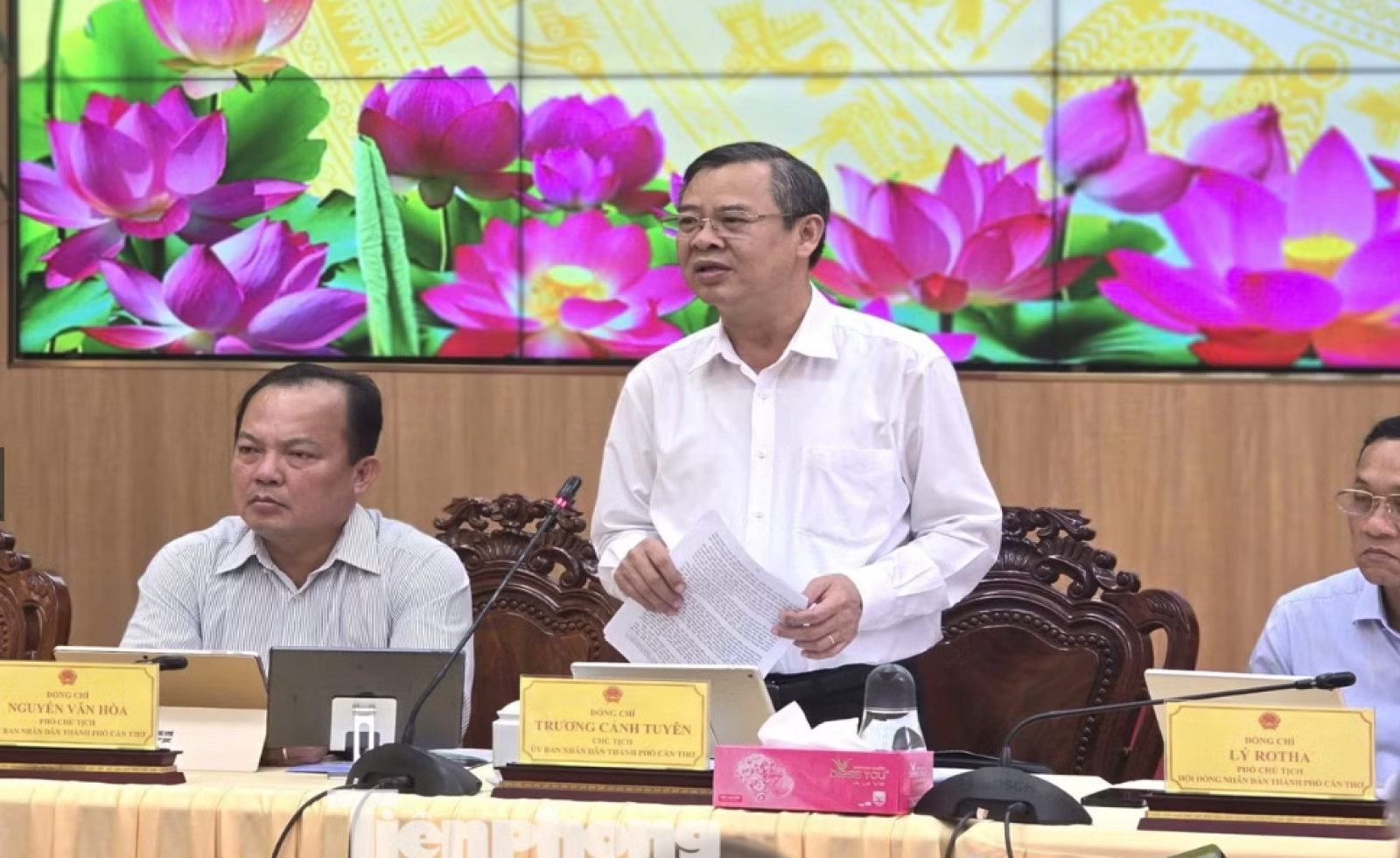 Có người nhắn tin cho Chủ tịch Cần Thơ nói việc rất lạ...