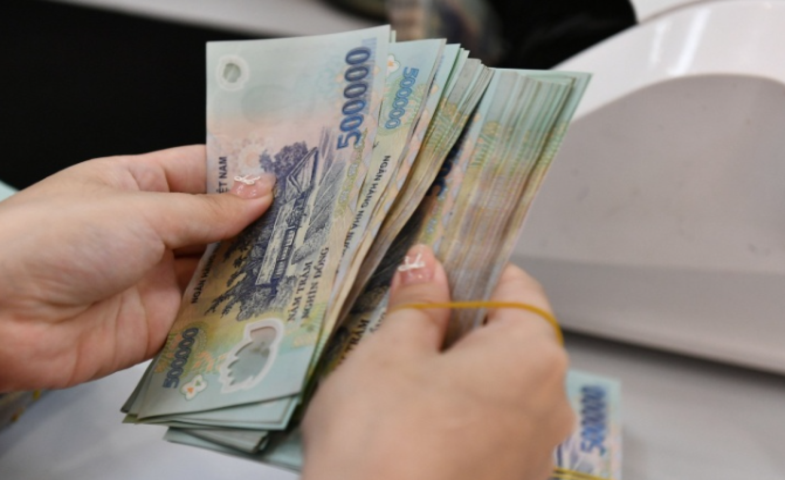 Đặt cọc 50 triệu mua đất, bên bán 'quay xe' khiến người mua đòi phạt 1 tỷ đồng