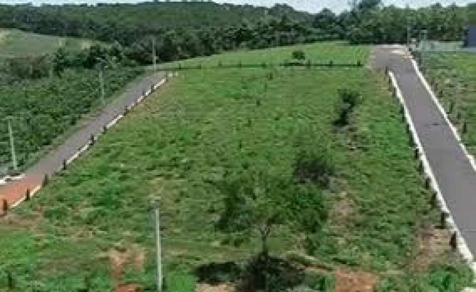 Đất không giáp đường có được chuyển lên đất ở?