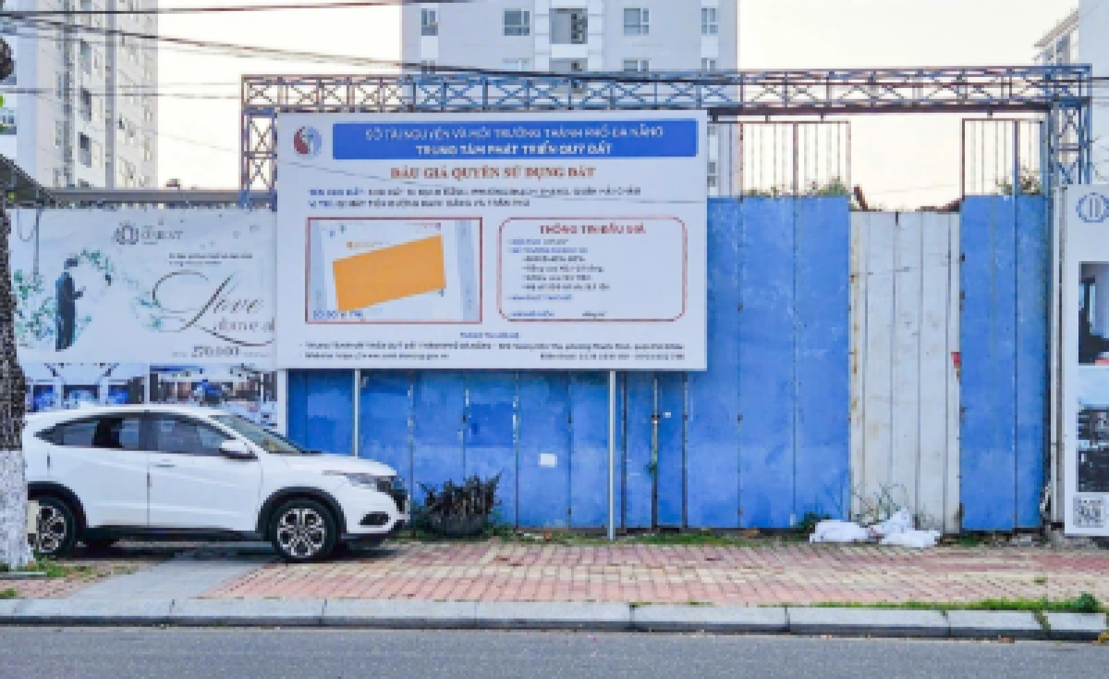 Định đoạt số phận lô đất đẹp bậc nhất bên sông Hàn