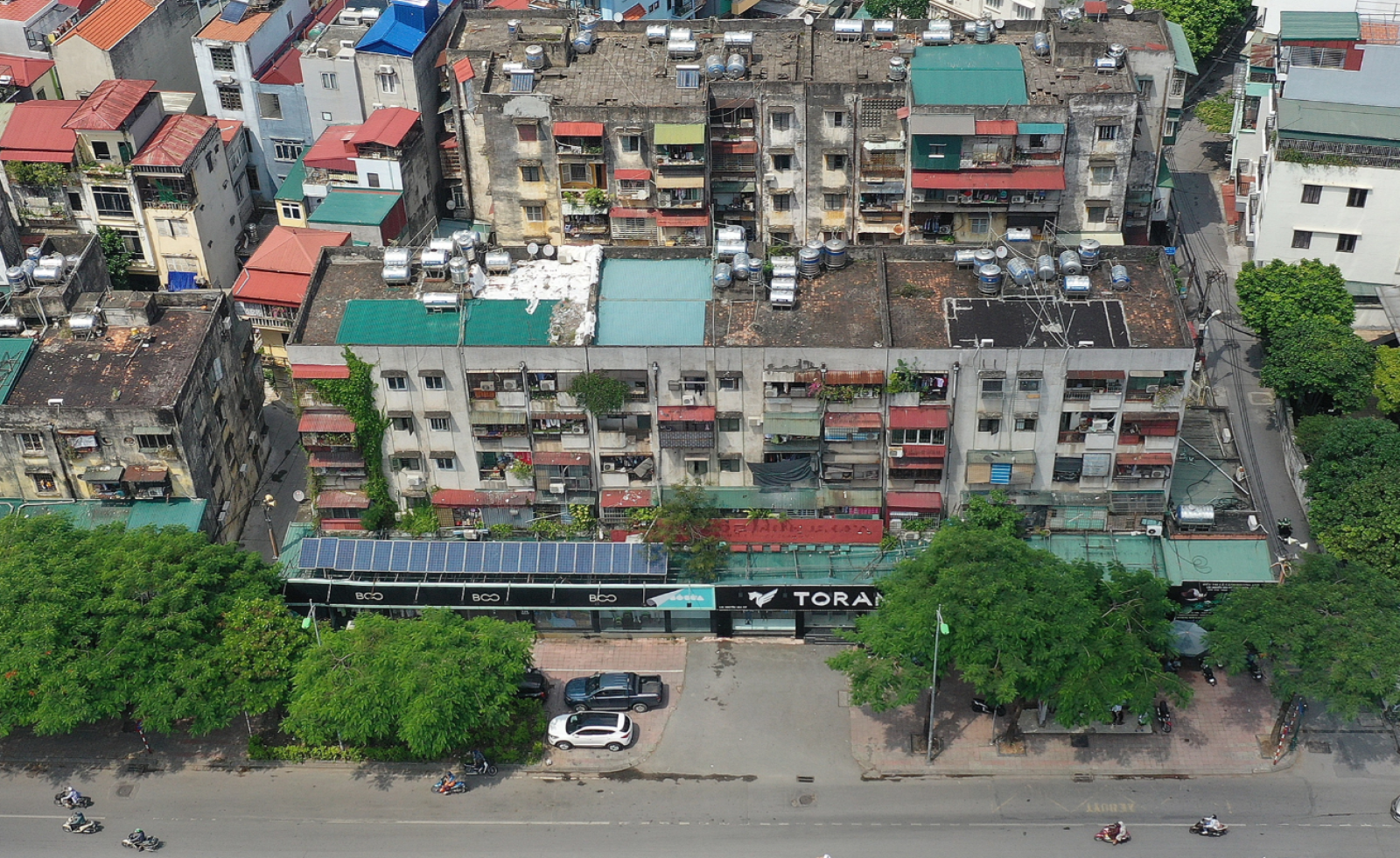 Hà Nội nghiên cứu chuyển đổi khu tập thể cũ sang nhà xã hội