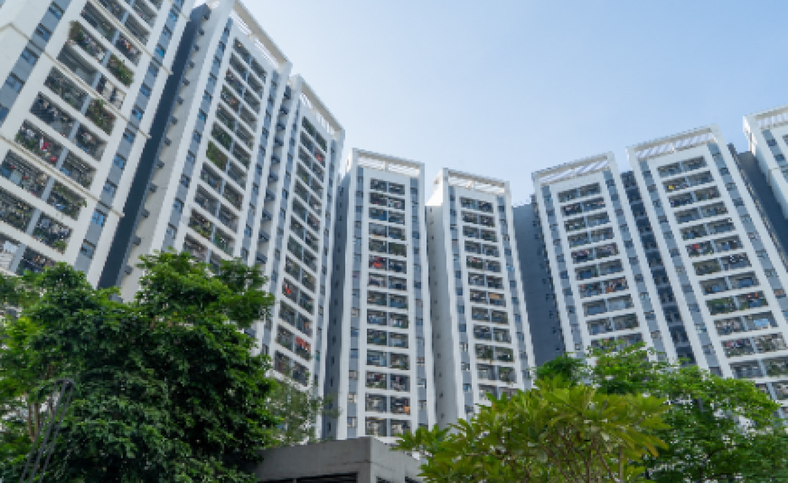 Hai gọng kìm đang "bóp nghẹt" thị trường BĐS 2026 khiến giao dịch có nguy cơ "đóng băng"