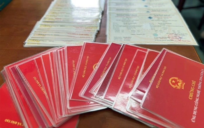 Hậu quả ra sao? Khi mua chứng chỉ môi giới bất động sản
