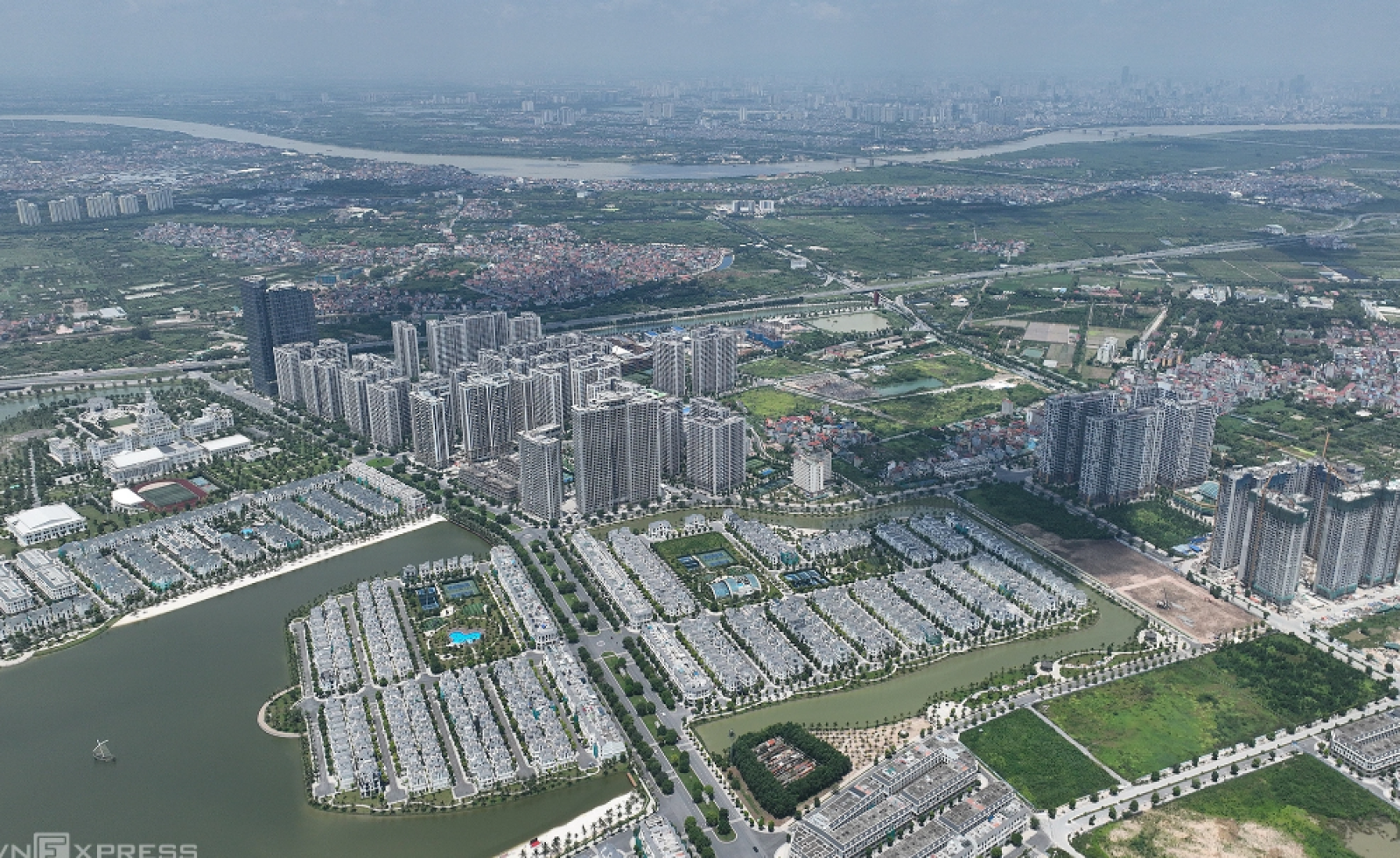 Hội Môi giới: Bất động sản 'cắt lỗ' hàng trăm triệu đồng để thoát hàng