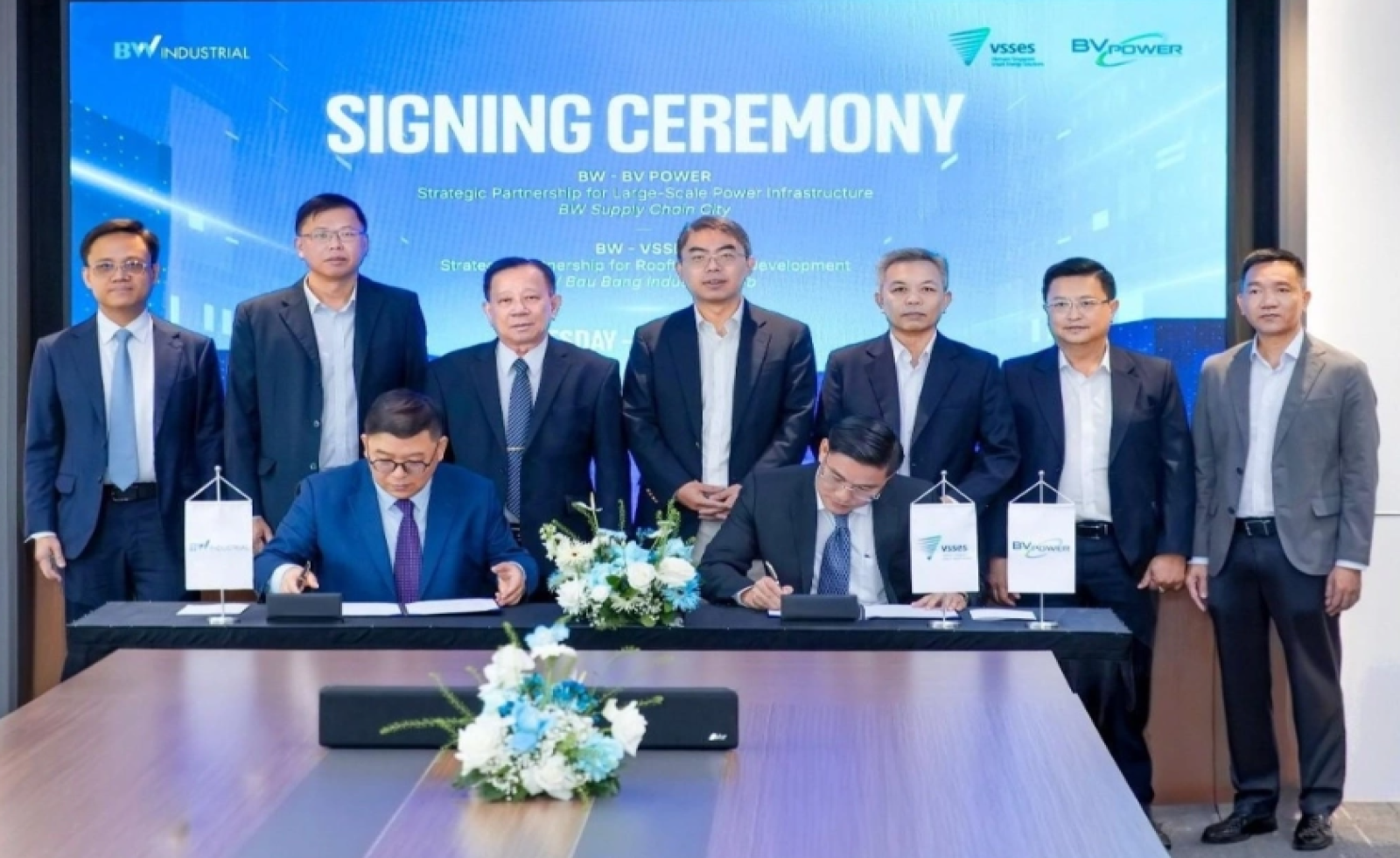 Khu công nghiệp TP HCM phát triển hạ tầng điện, năng lượng tái tạo