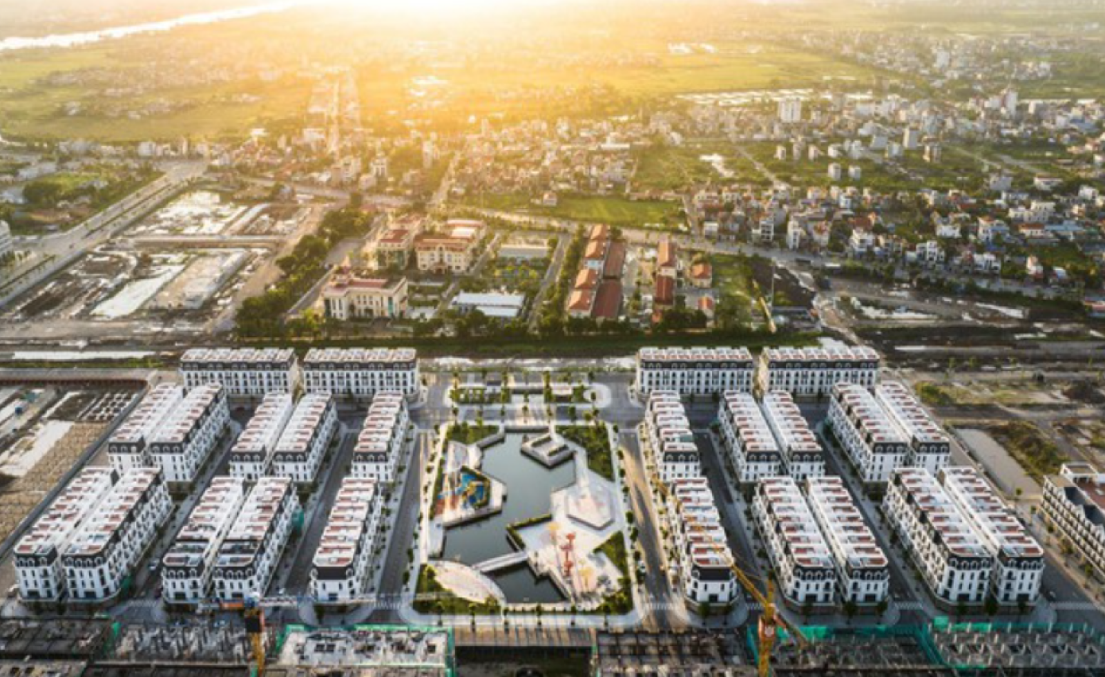 Lãi suất neo cao: Đâu là điểm đến cho dòng vốn bất động sản năm 2026?