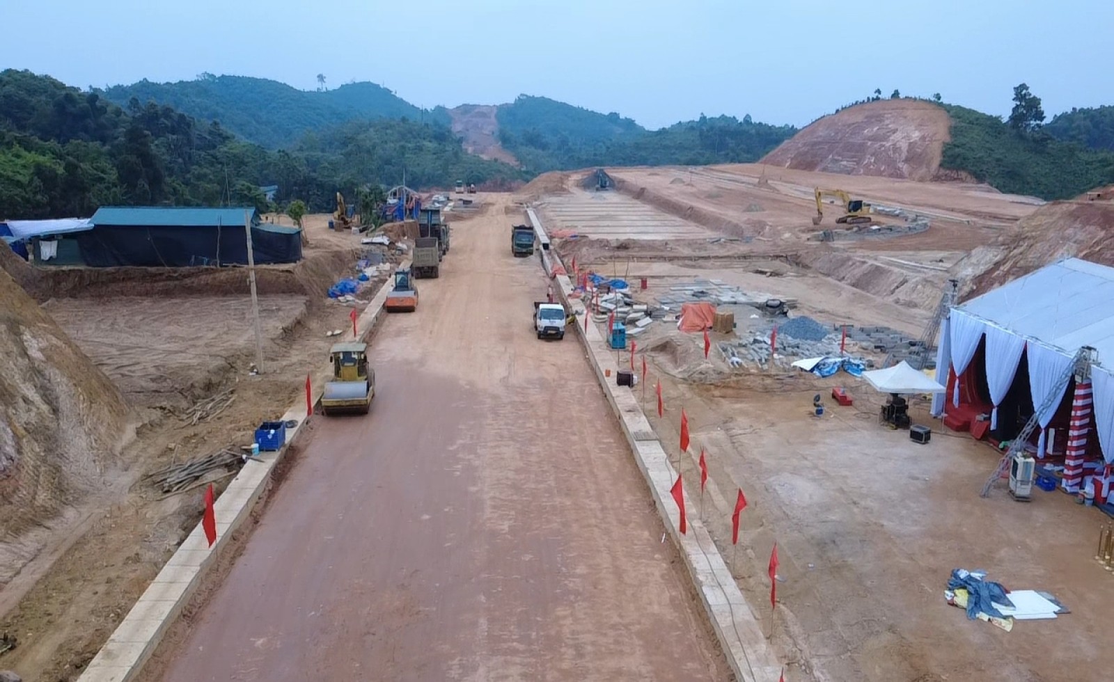 Lào Cai: Gỡ vướng mặt bằng, tạo cơ chế đón nhà đầu tư vào Cụm công nghiệp Phú Thịnh