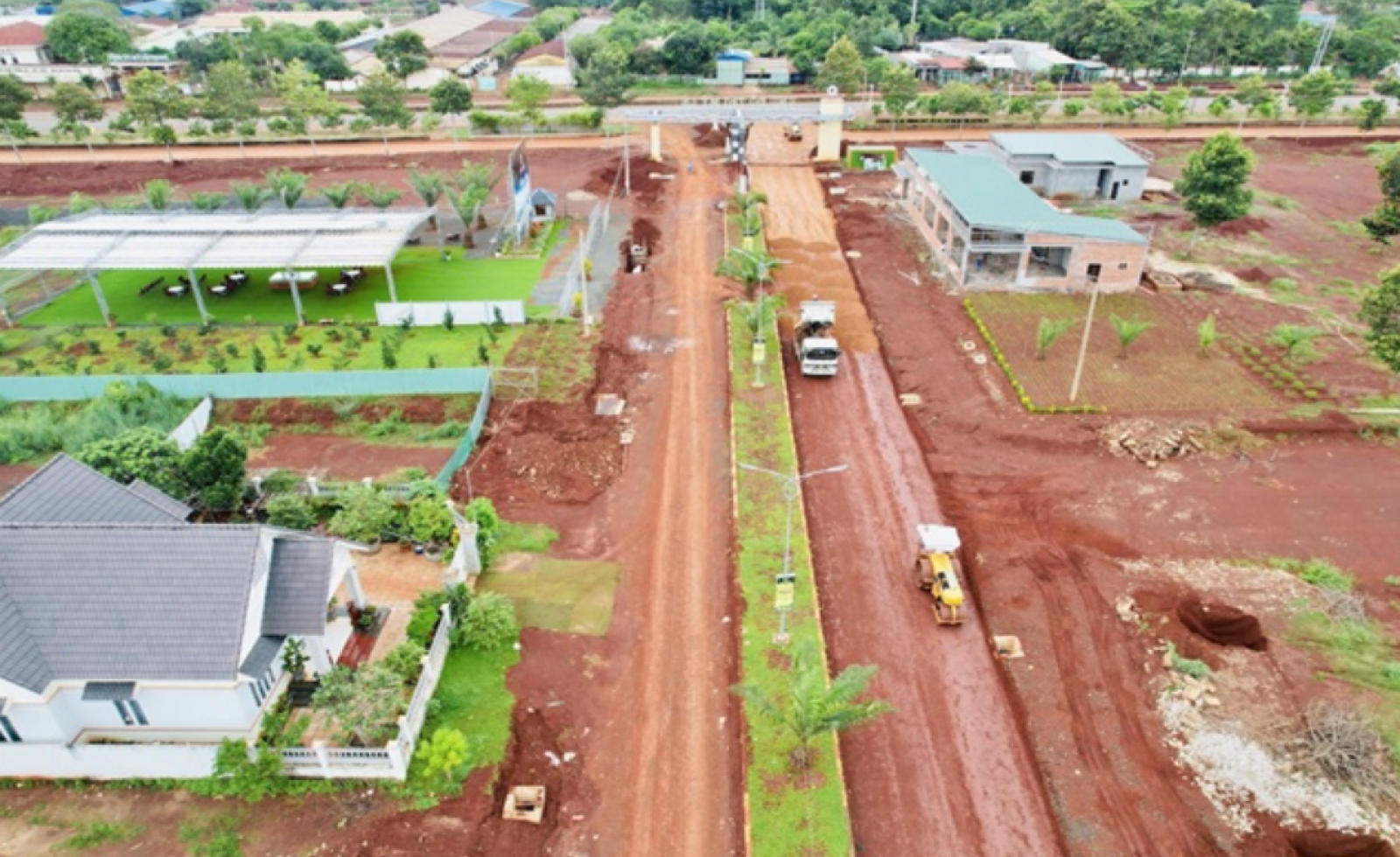 ‘Lướt sóng’ đất nền theo lời môi giới, người phụ nữ ở TPHCM khốn đốn đòi tiền