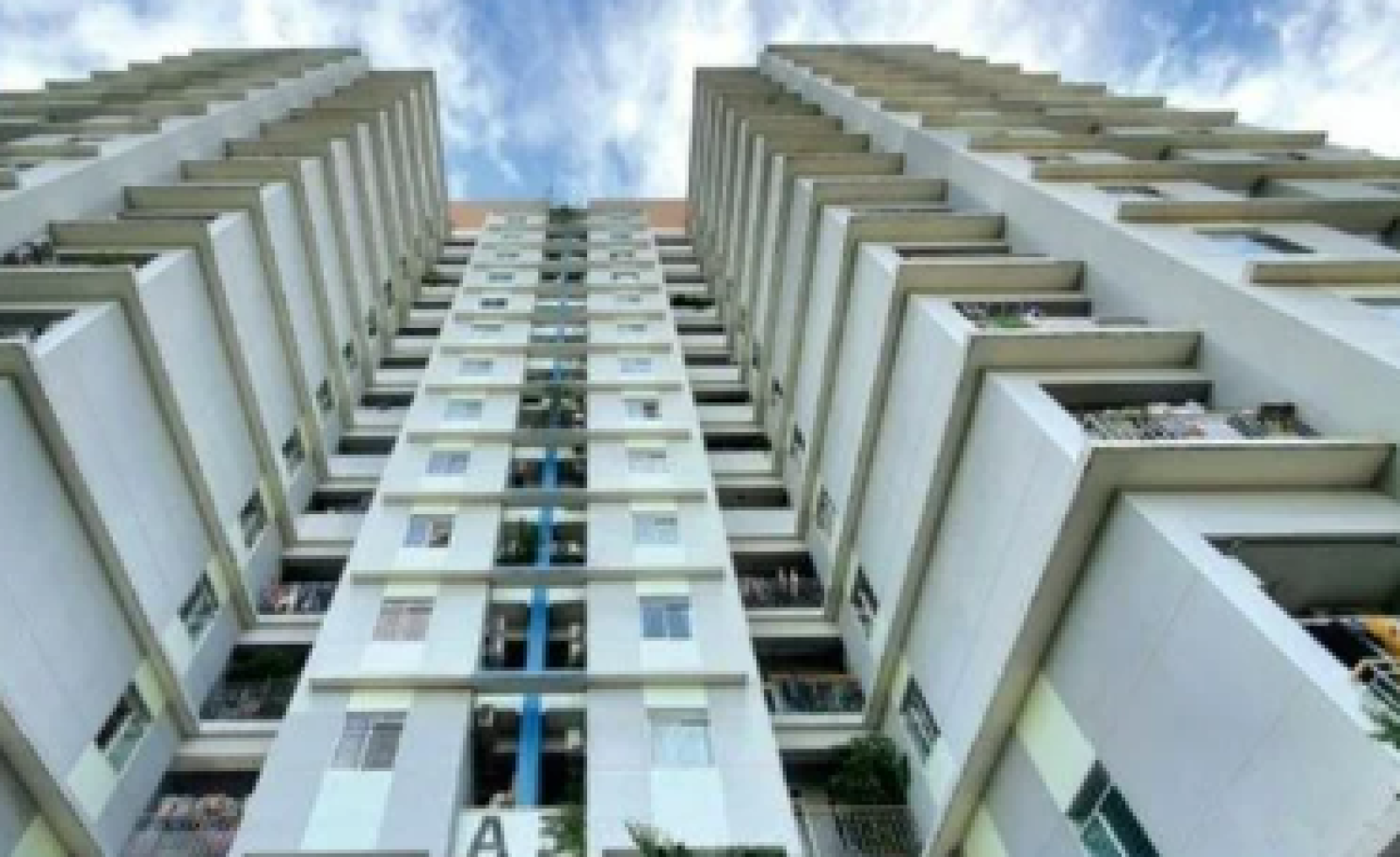 Người mua nhà ở xã hội có được hoàn tiền khi chủ đầu tư thu vượt so với giá quyết toán không?