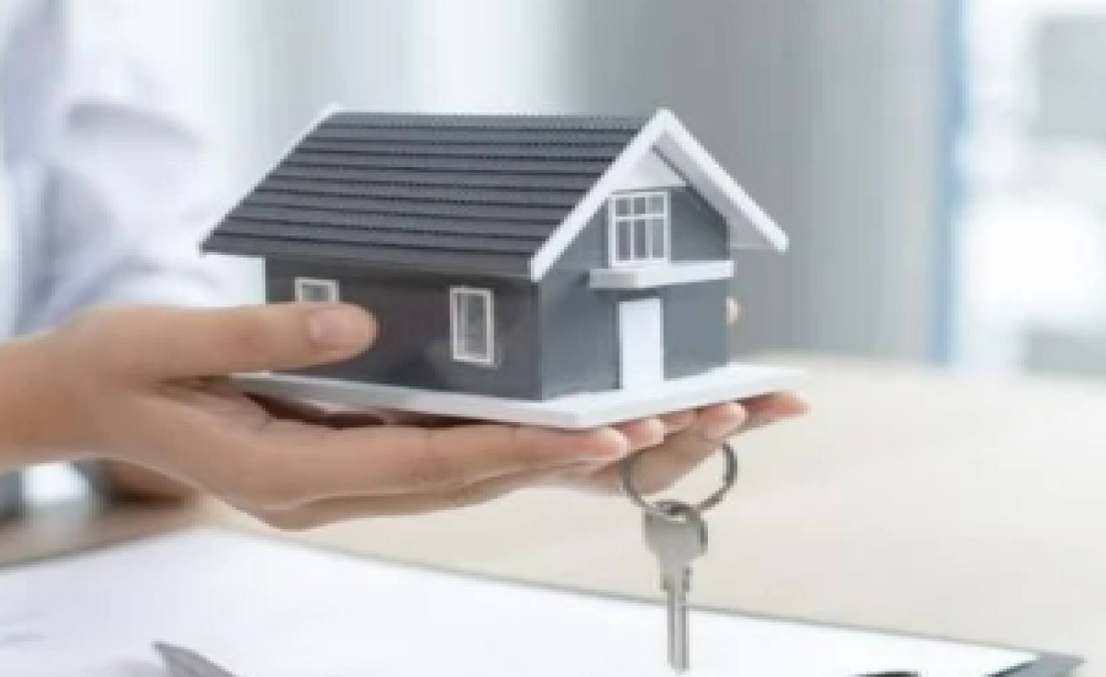 Nhà ở xã hội có được chuyển thành nhà ở thương mại không?