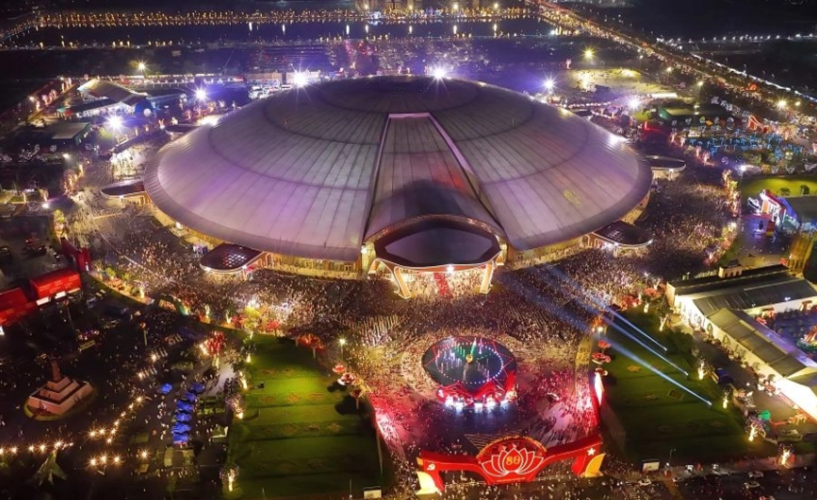 Phố thương mại sở hữu quảng trường hơn 1,9 ha tại Vinhomes Global Gate