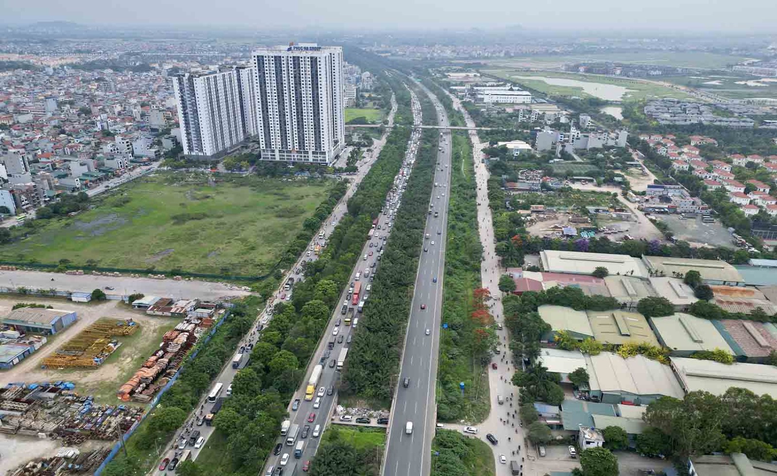 Quy hoạch TPHCM tầm nhìn 100 năm: Hạ tầng giao thông phải đi trước một bước