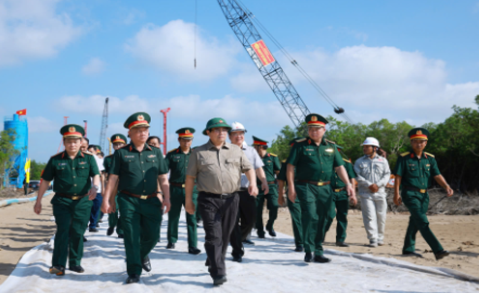 Quyết liệt triển khai, bảo đảm tiến độ các dự án trọng điểm Cần Thơ, An Giang và Cà Mau