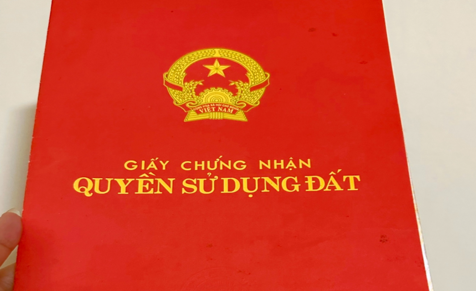 Sổ đỏ ghi 'nhà ở' nhưng có chữ 'T': Có được cấp đổi hay bị thu hồi?