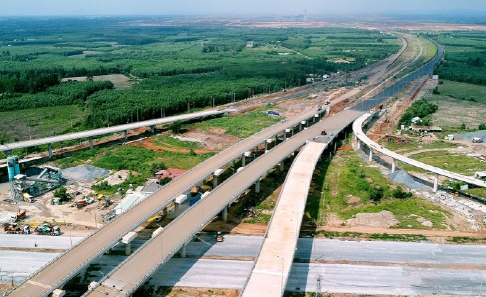 Tiến độ các dự án giao thông kết nối với sân bay Long Thành