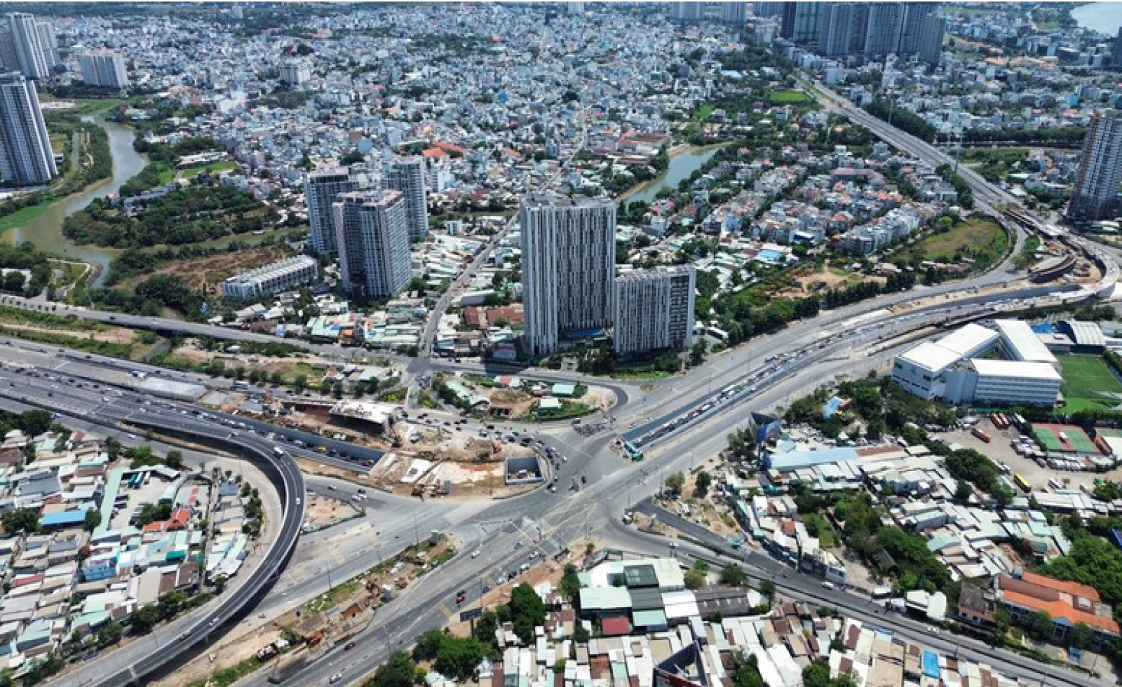 TP.HCM đẩy mạnh triển khai 77 công trình trọng điểm, tạo đà phát triển hạ tầng
