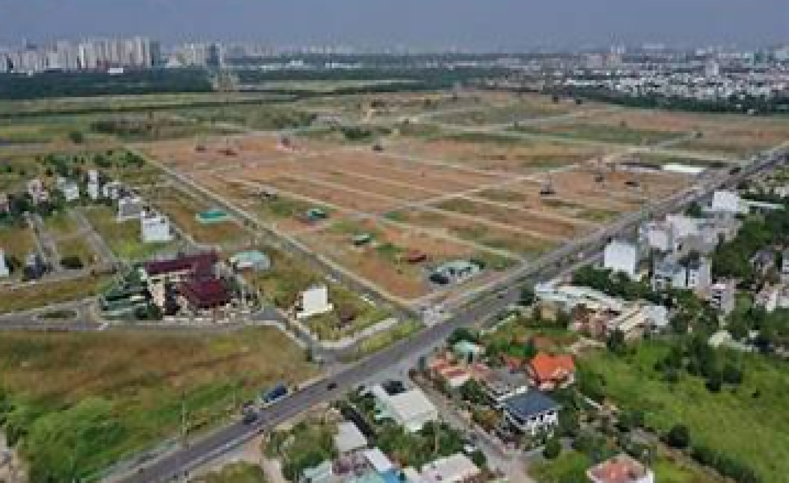 Việc bàn giao bảo quản tài sản khi cưỡng chế thực hiện quyết định thu hồi đất như thế nào?