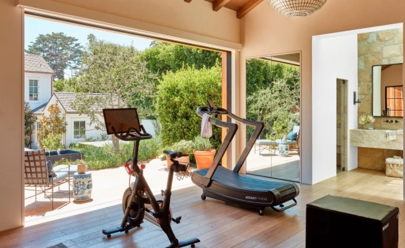 Xu hướng phòng gym tại nhà kết hợp không gian phục hồi