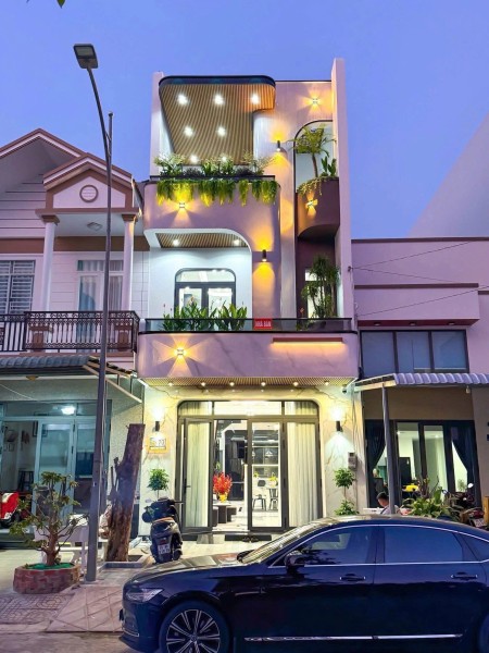 5 tỉ 950 triệu ( Giá Quá Tốt do mua nền được Giá Tốt ) 🏡🏡 NHÀ PHỐ HIỆN ĐẠI 1 TRỆT 2 LẦU ĐƯỜNG D14 KDC HỒNG LOAN - CÁI RĂNG - CẦN THƠ