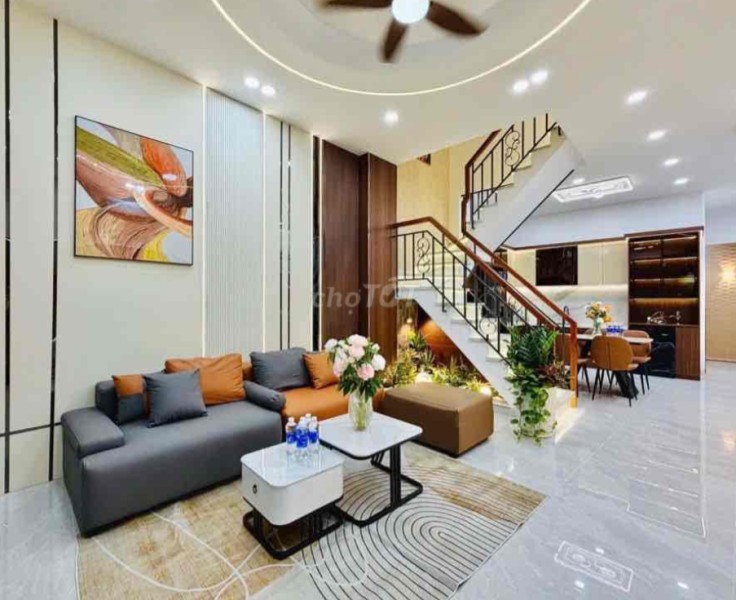 7.9 tỷ về 7.55 tỷ nhà đẹp NGUYỄN HỮU CẢNH- 50m2 4 TẦNG chỉ 7.55 Tỷ