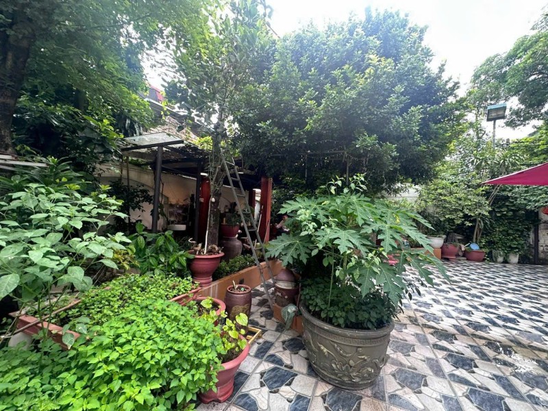 Bán căn shop chân đế 57m2 giá chỉ 3,2 tỷ, trần cao 7m, ngay cạnh cv sun world, kinh doanh 24/7