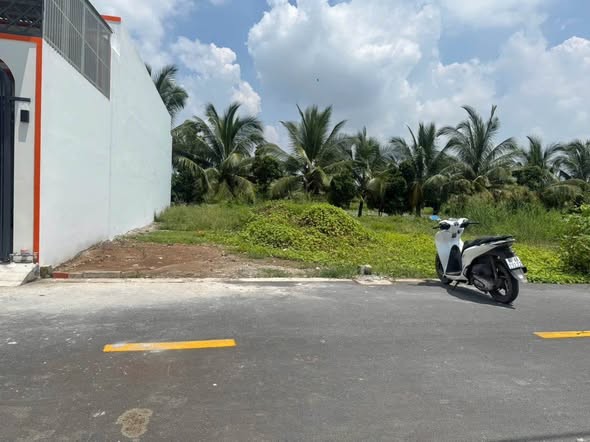 📌 Bán Đất Nhánh Nhựa 6m Ôtô Đường Mậu Thân Và Đường 3B. Đoạn Gần Ngã Tư. Phường Trà Vinh
