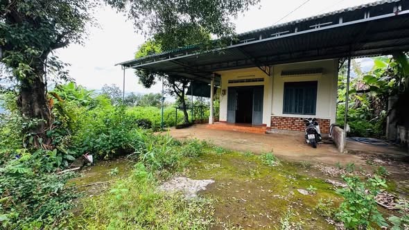 BÁN ĐẤT TẶNG NHÀ 12m MẶT TIỀN LÊ THỊ HỒNG GẤM
