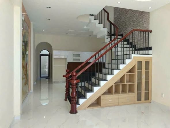B.ÁN NHÀ 01 TRỆT 01 LẦU MỚI 100.%