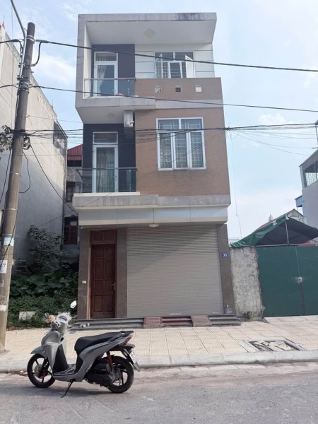 🏠🏠🏠Bán nhà 3 tầng diện tích 70 m  mặt5m
