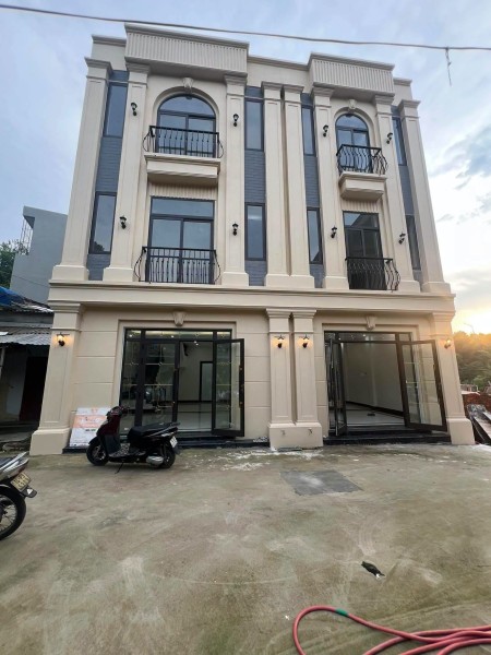 ⚠️⚠️⚠️ BÁN NHÀ 3 Tầng TRUNG TÂM CỘT 5 . Ô TÔ ĐỖ CỬA QUAY ĐẦU .