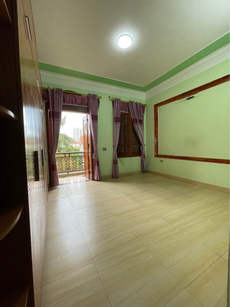 BÁN NHÀ 3,5 TẦNG GÁC LỆCH KĐT BÌNH MINH – TP THANH HÓA