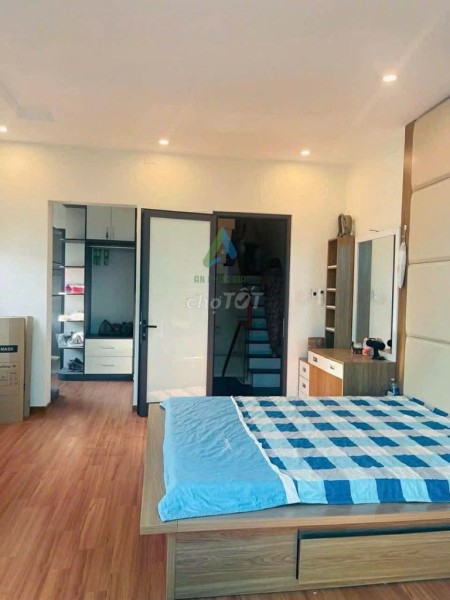 BÁN NHÀ 4 TẦNG 2 MẶT TIỀN KIỆT NGUYỄN HỮU THỌ,HẢI CHÂU
