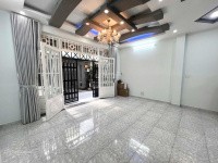 BÁN NHÀ 4 TẦNG BTCT NGANG HIẾM 5,6m x 9m THÍCH QUÃNG ĐỨC QUẬN PHÚ NHUẬN-HXH-CHỈ 8,2 TỶ TL