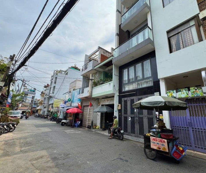 BÁN NHÀ GÓC 2MT, HẺM XE TĂNG: THÍCH QUẢNG ĐỨC, Q. PHÚ NHUẬN, DT: 83m², 6 PN, 6 TẦNG!!!