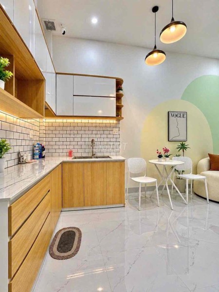 BAN NHA HEM 44 CÁCH MANG THANG TAM