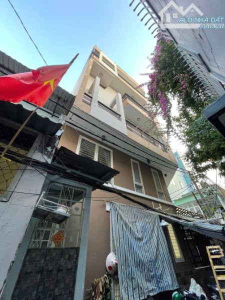 BÁN NHÀ HXH ĐƯỜNG TRẦN QUANG DIỆU,P14 ,QUẬN 3 .DT:4.2x10m.6 TẦNG .GIÁ :6.2 TỶ (TL)