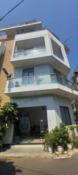 BÁN NHÀ LÔ GÓC HXH TÂN PHÚ, 58M2 4 TẦNG, GIÁ HẤP DẪN CHỈ 9,5 TỶ TL