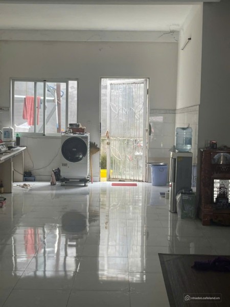 Bán nhà mặt tiền (có gác) Phan Văn Hớn, Hóc Môn - Phù hợp ở và kinh doanh
